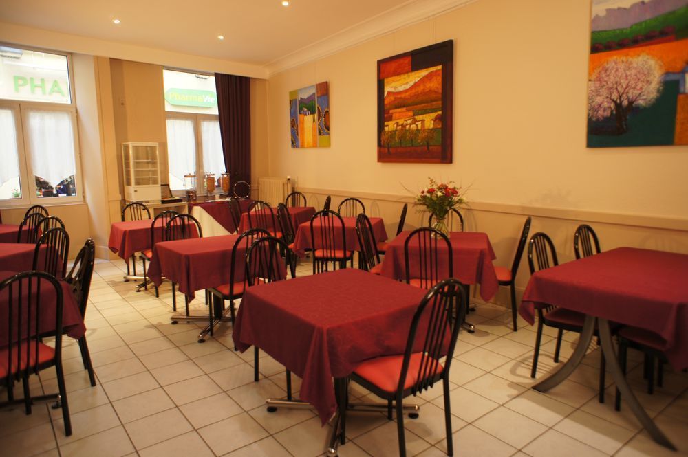 די Hotel Des Alpes מראה חיצוני תמונה