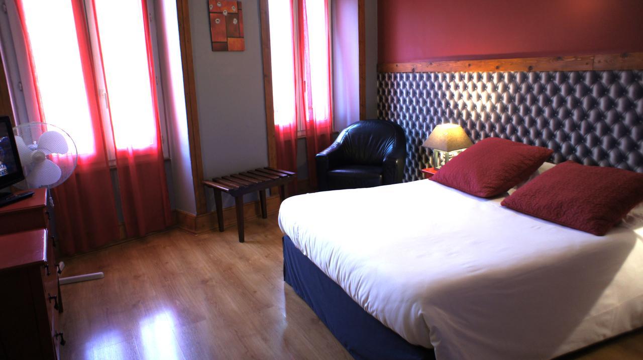 די Hotel Des Alpes מראה חיצוני תמונה