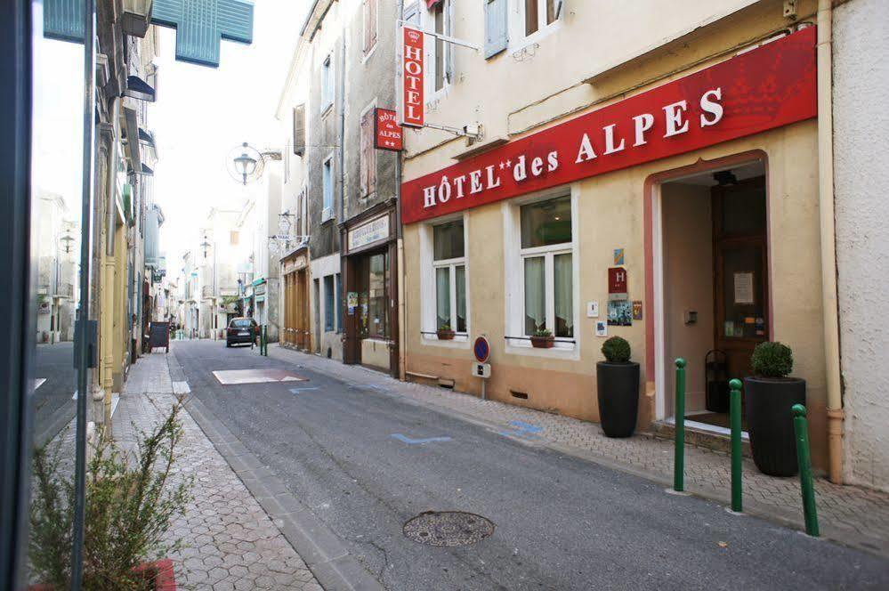 די Hotel Des Alpes מראה חיצוני תמונה