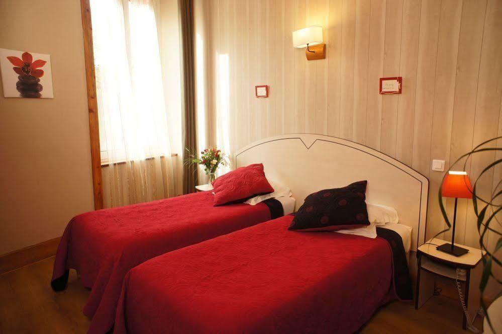 די Hotel Des Alpes מראה חיצוני תמונה