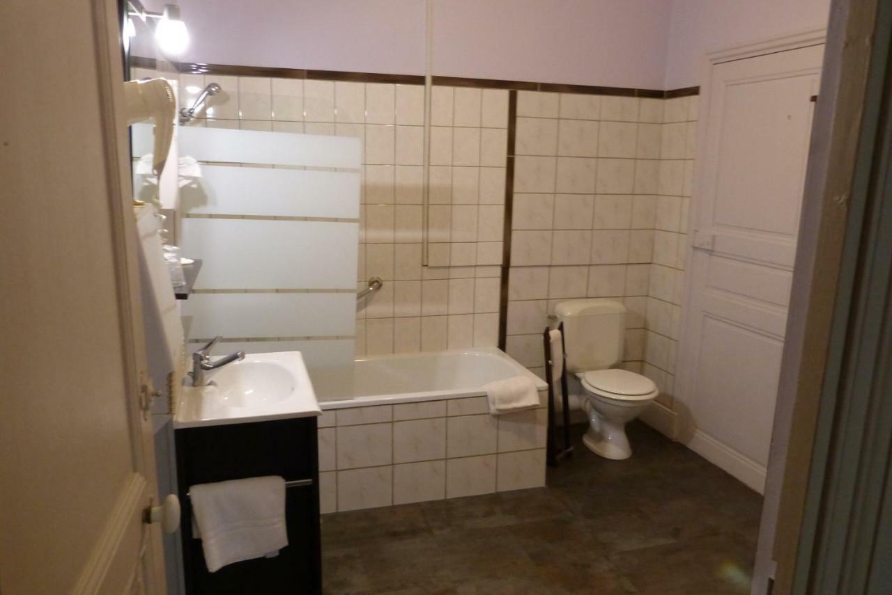 די Hotel Des Alpes מראה חיצוני תמונה